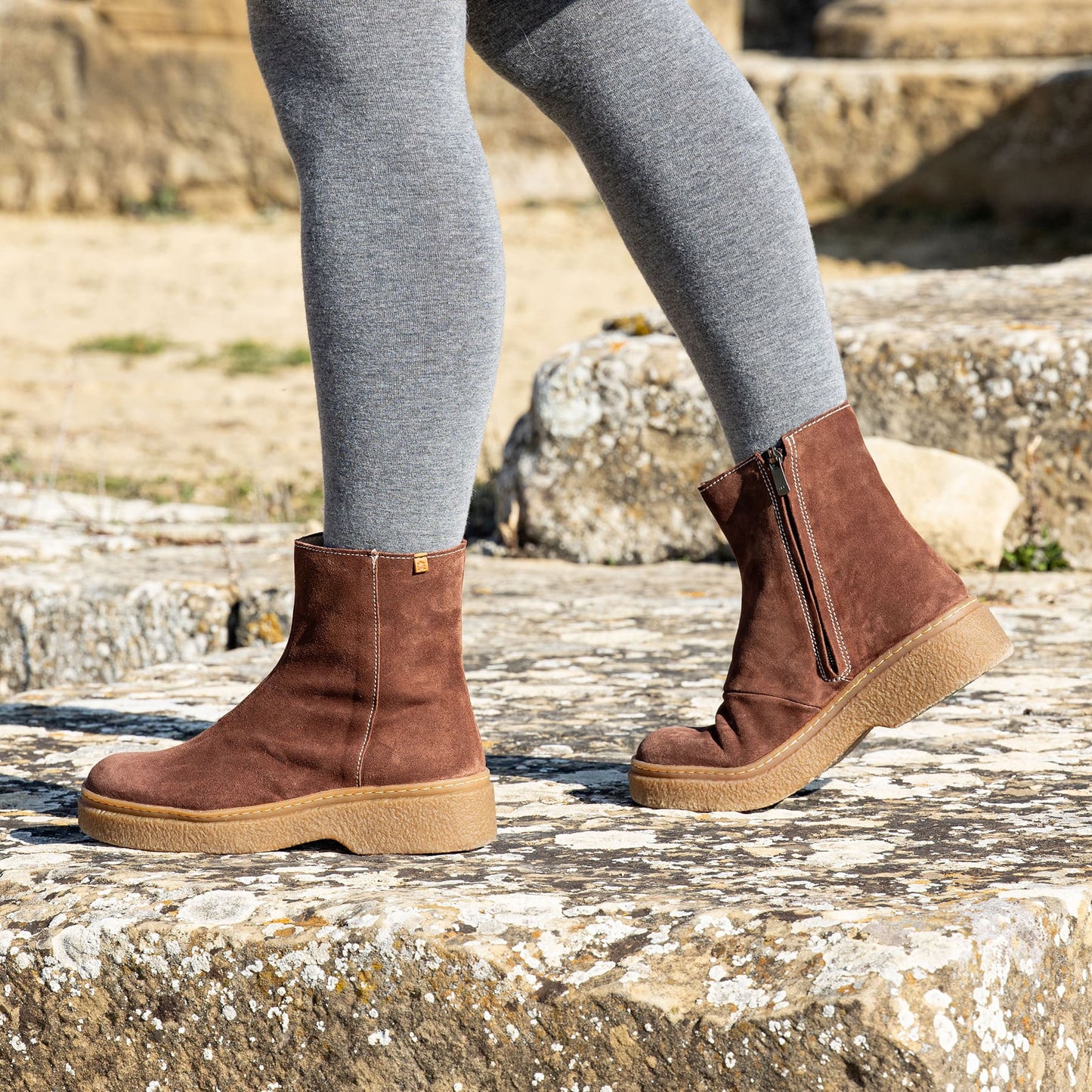 gid://shopify/Product/15700138688844_6