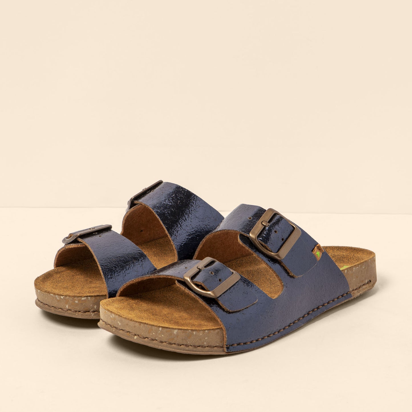 gid://shopify/Product/15700082819404_2