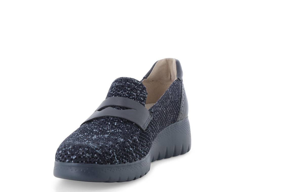gid://shopify/Product/15761208410444_3