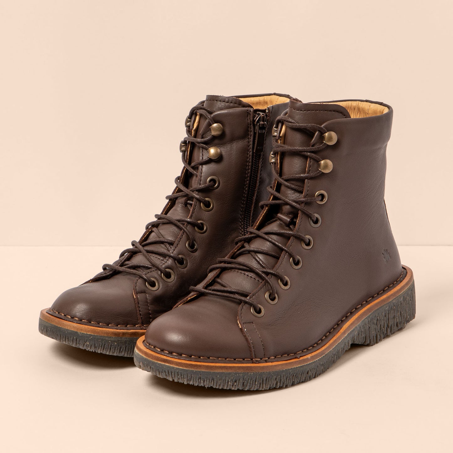 gid://shopify/Product/15700812202316_2