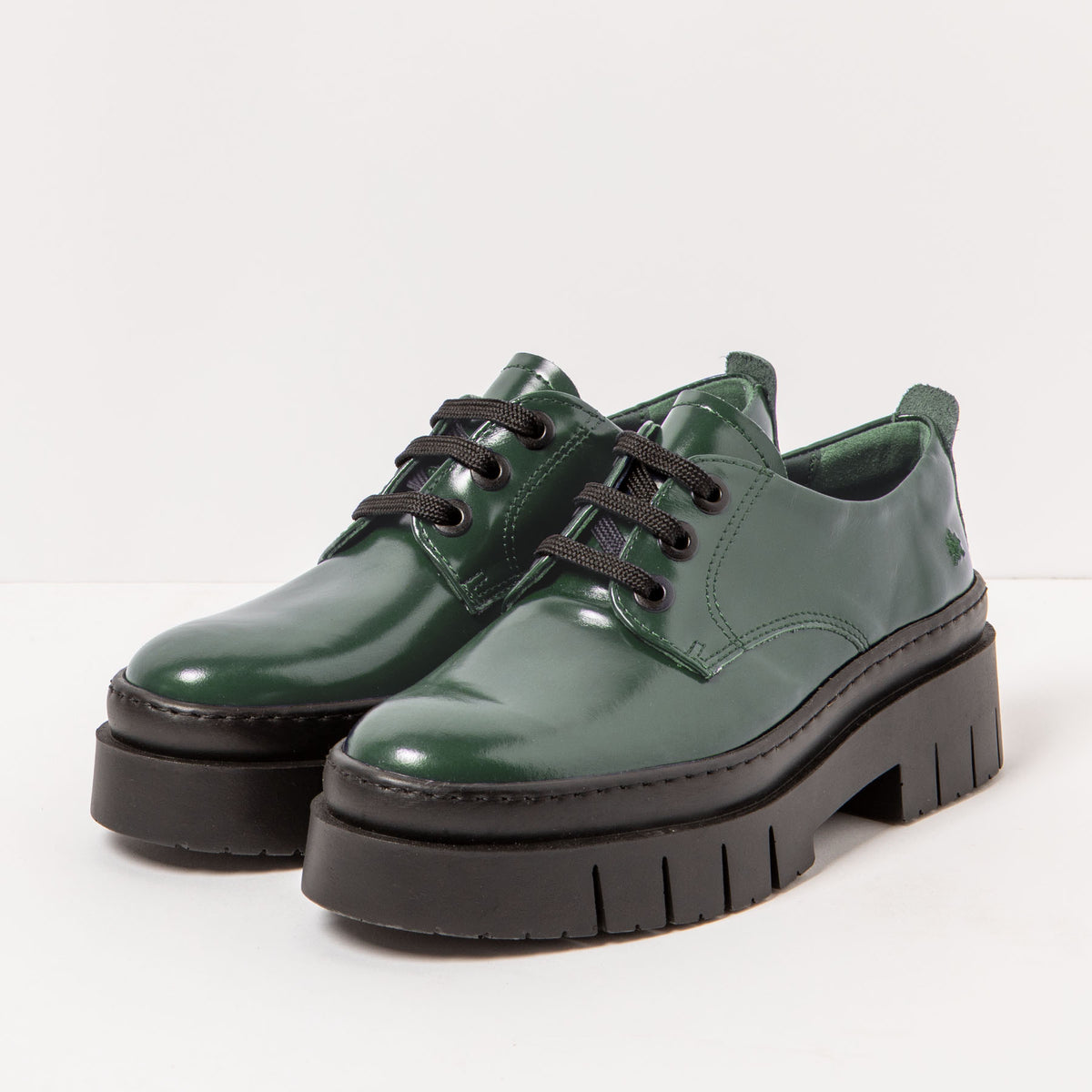 gid://shopify/Product/16172775670092_2