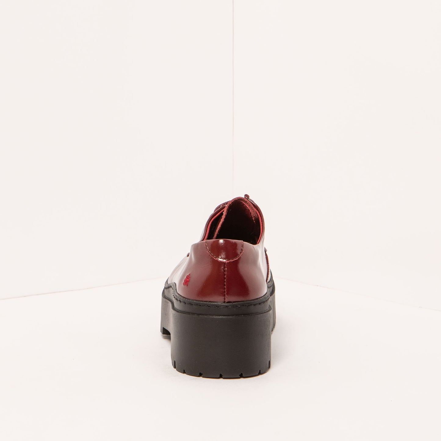 gid://shopify/Product/15694209384780_5