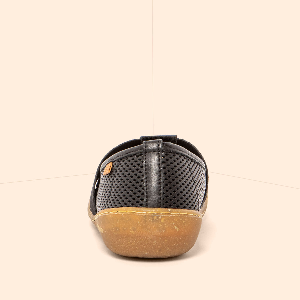 gid://shopify/Product/16124747645260_5