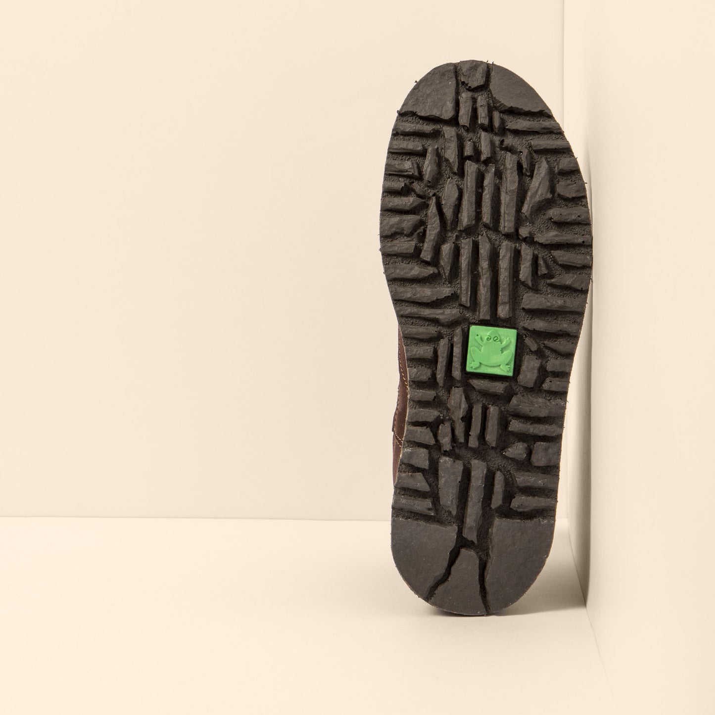 gid://shopify/Product/15700025082188_3