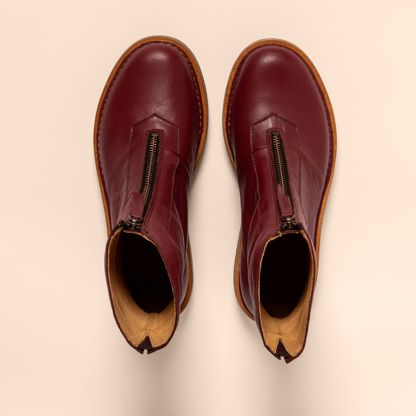 gid://shopify/Product/15700825407820_4