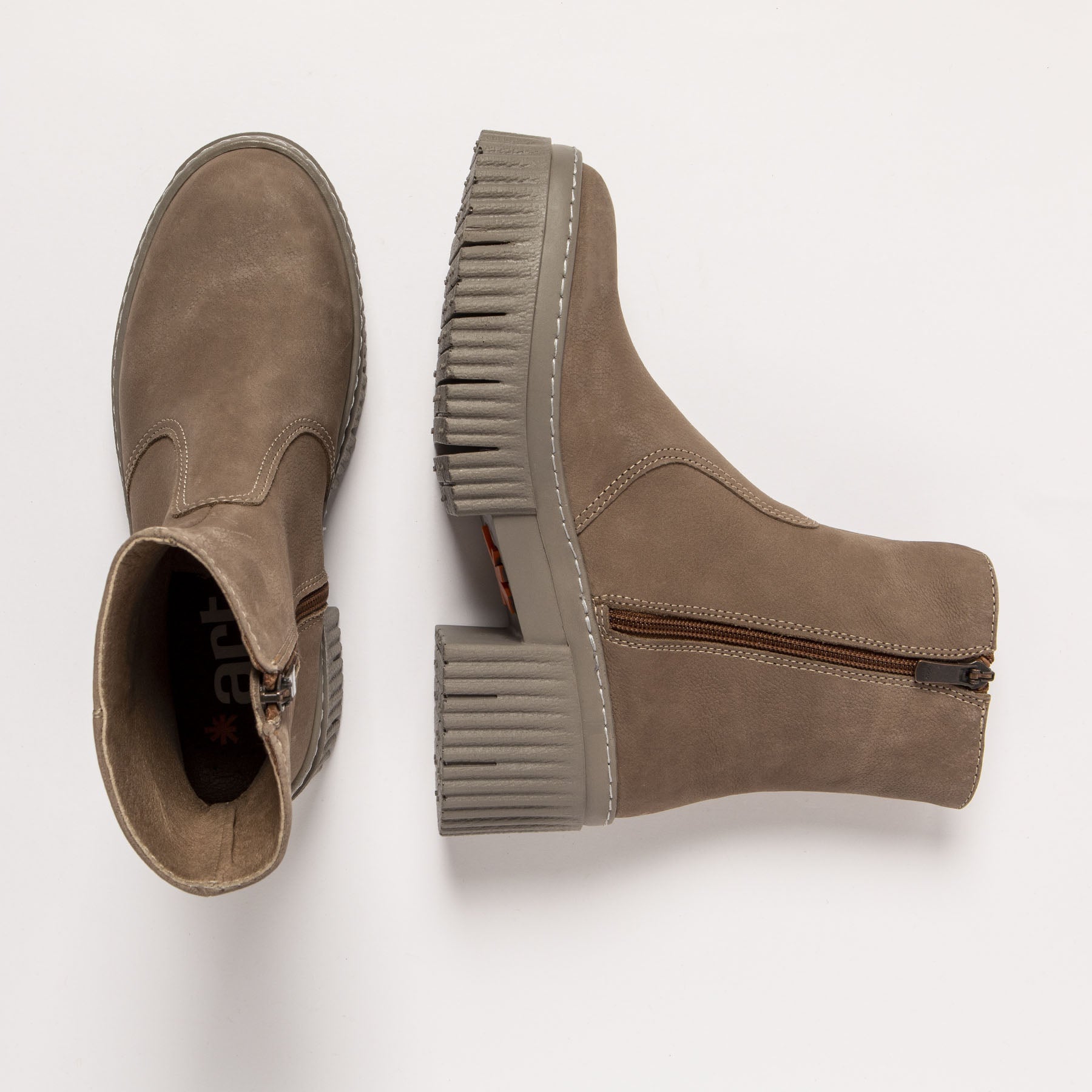 gid://shopify/Product/15785707077964_7