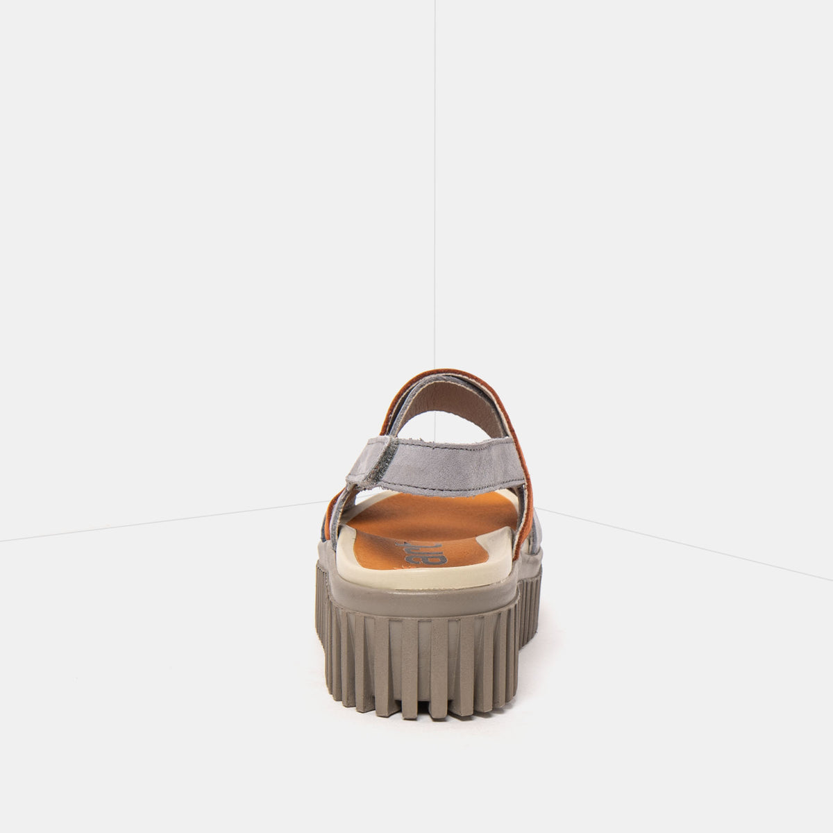gid://shopify/Product/16172951535948_5