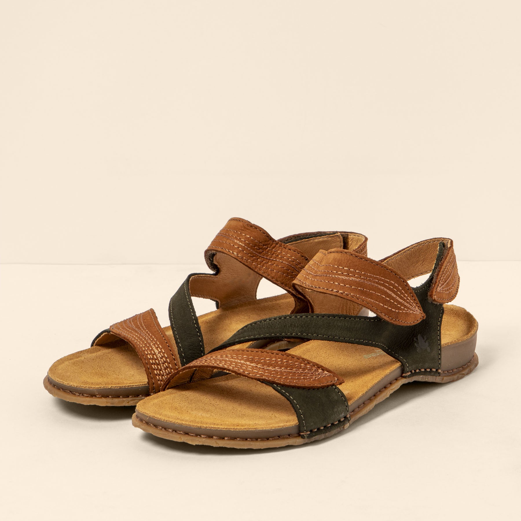 gid://shopify/Product/15700518601036_2