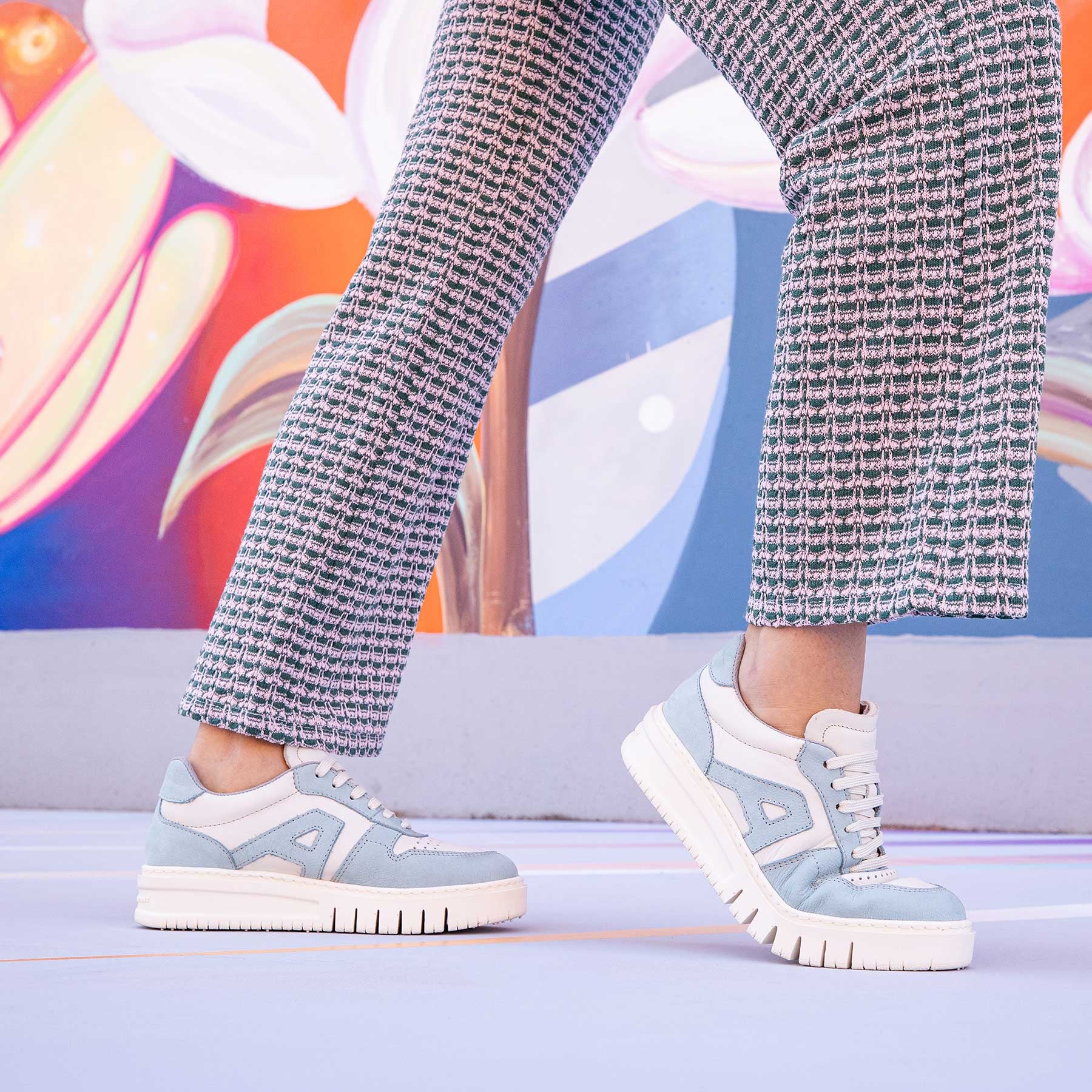 gid://shopify/Product/15694218035532_6