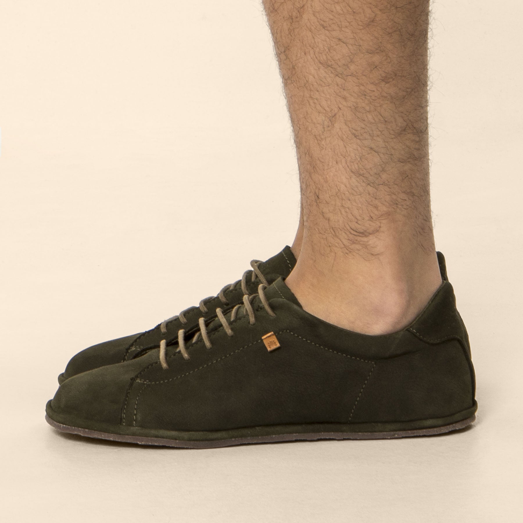 gid://shopify/Product/15700384252236_1