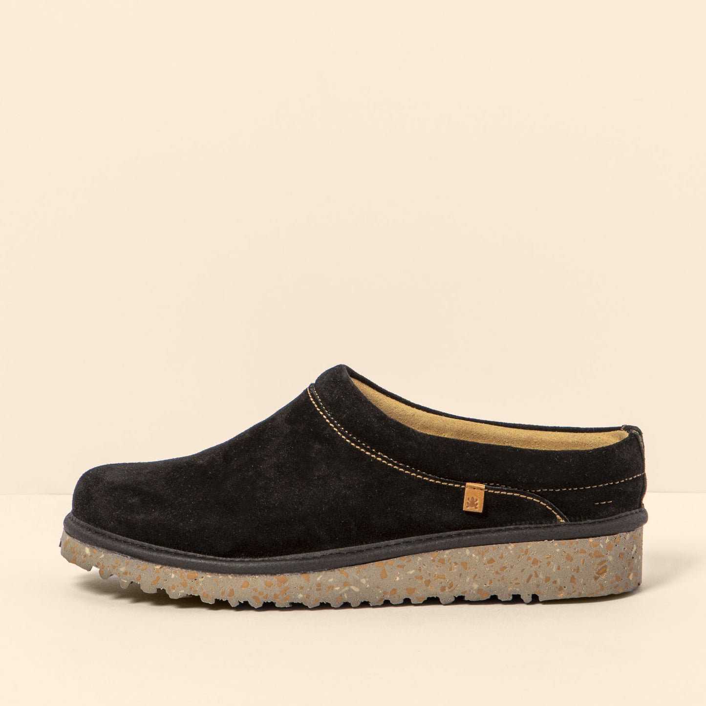 gid://shopify/Product/15700032127308_1
