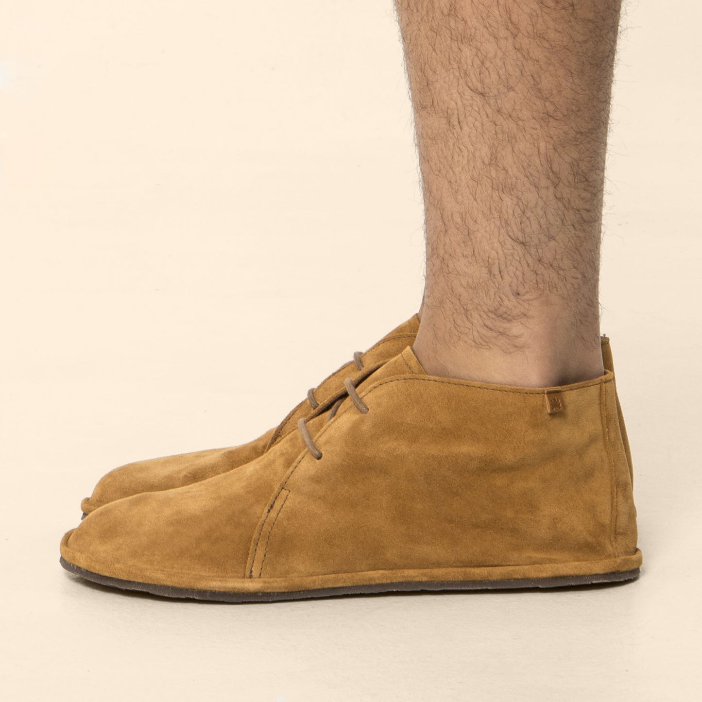 gid://shopify/Product/15700404961612_1