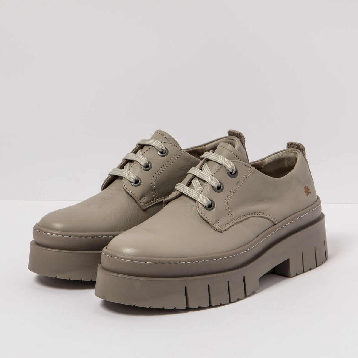 gid://shopify/Product/16171597660492_5