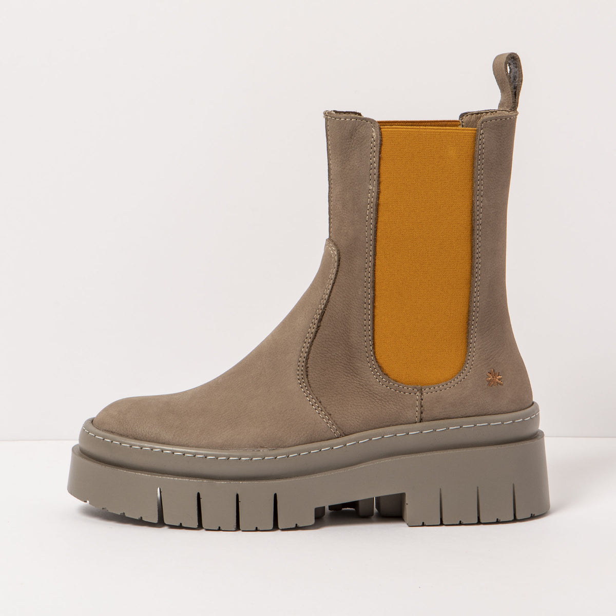 gid://shopify/Product/16171647795532_4
