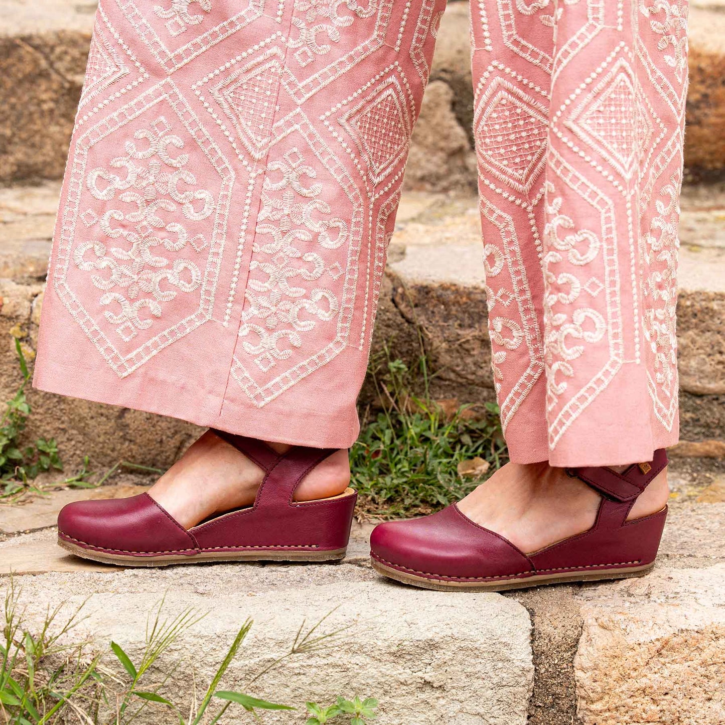 gid://shopify/Product/15700564443468_6