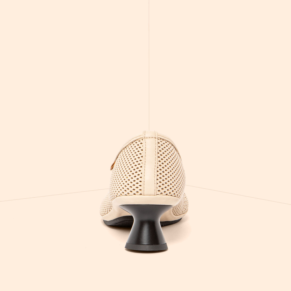 gid://shopify/Product/16124882649420_5