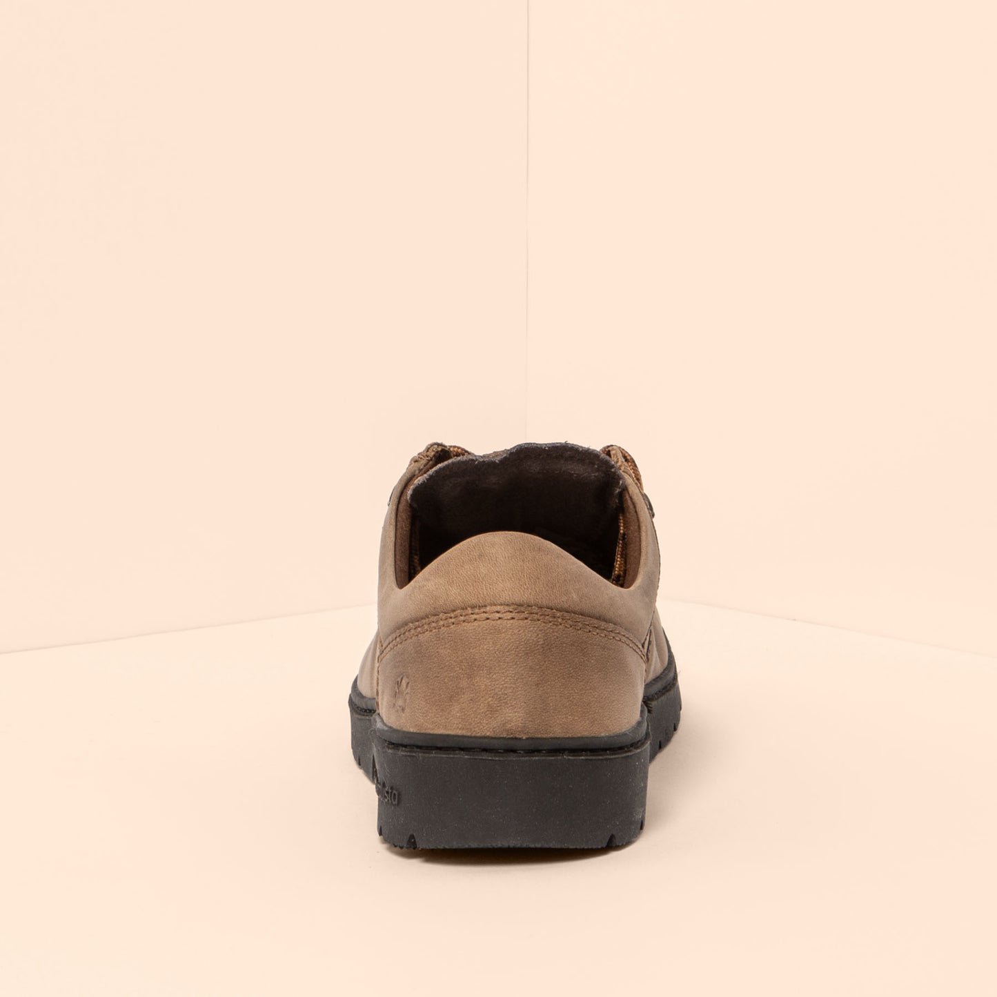 gid://shopify/Product/15700756365644_5