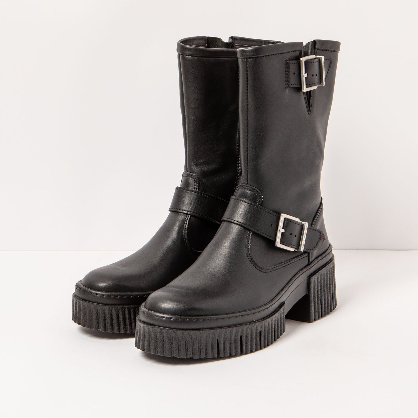 gid://shopify/Product/15693949632844_2