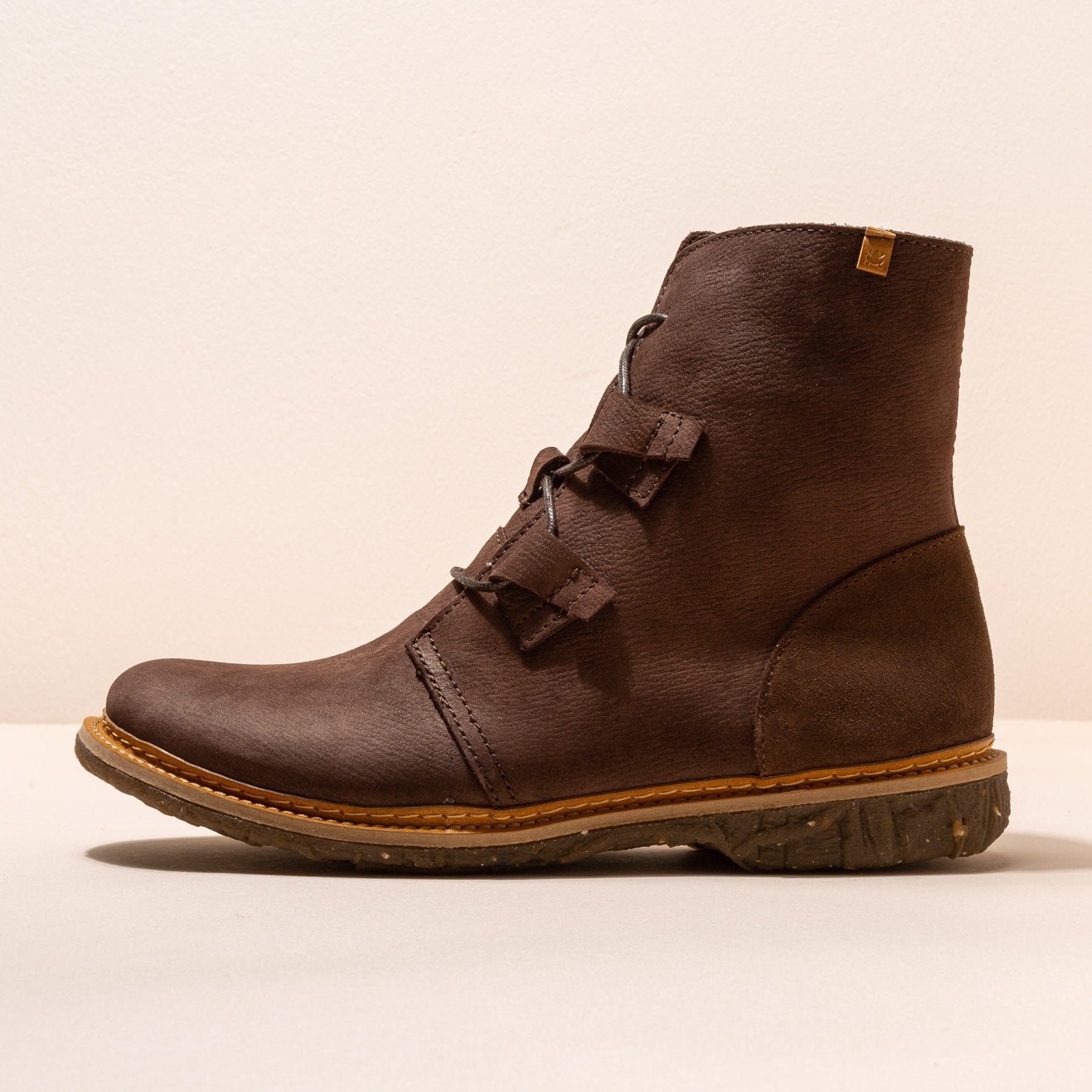 gid://shopify/Product/15699983171916_1
