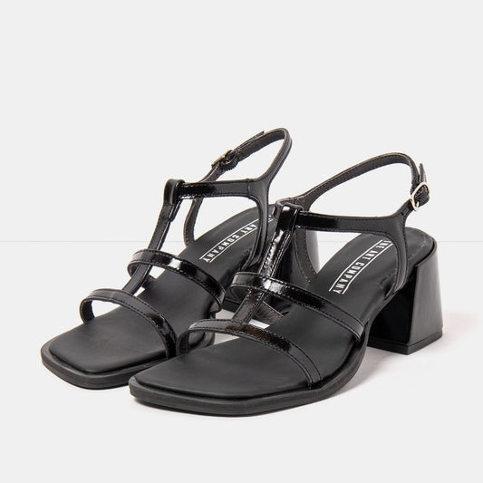 gid://shopify/Product/16173055574348_2