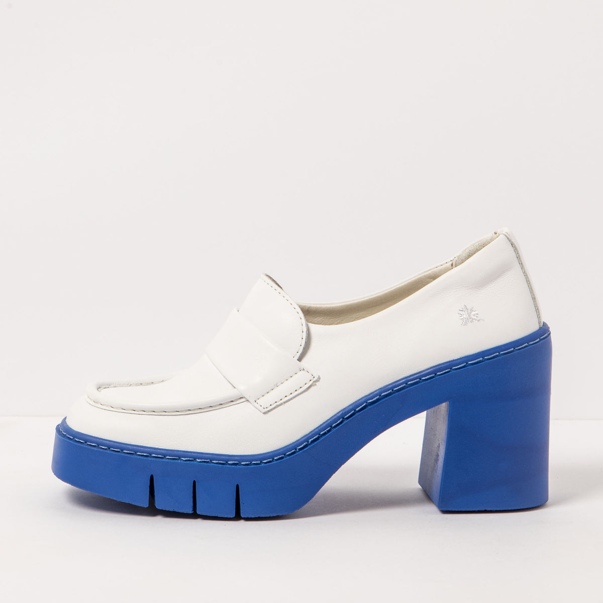 gid://shopify/Product/16171740070220_4