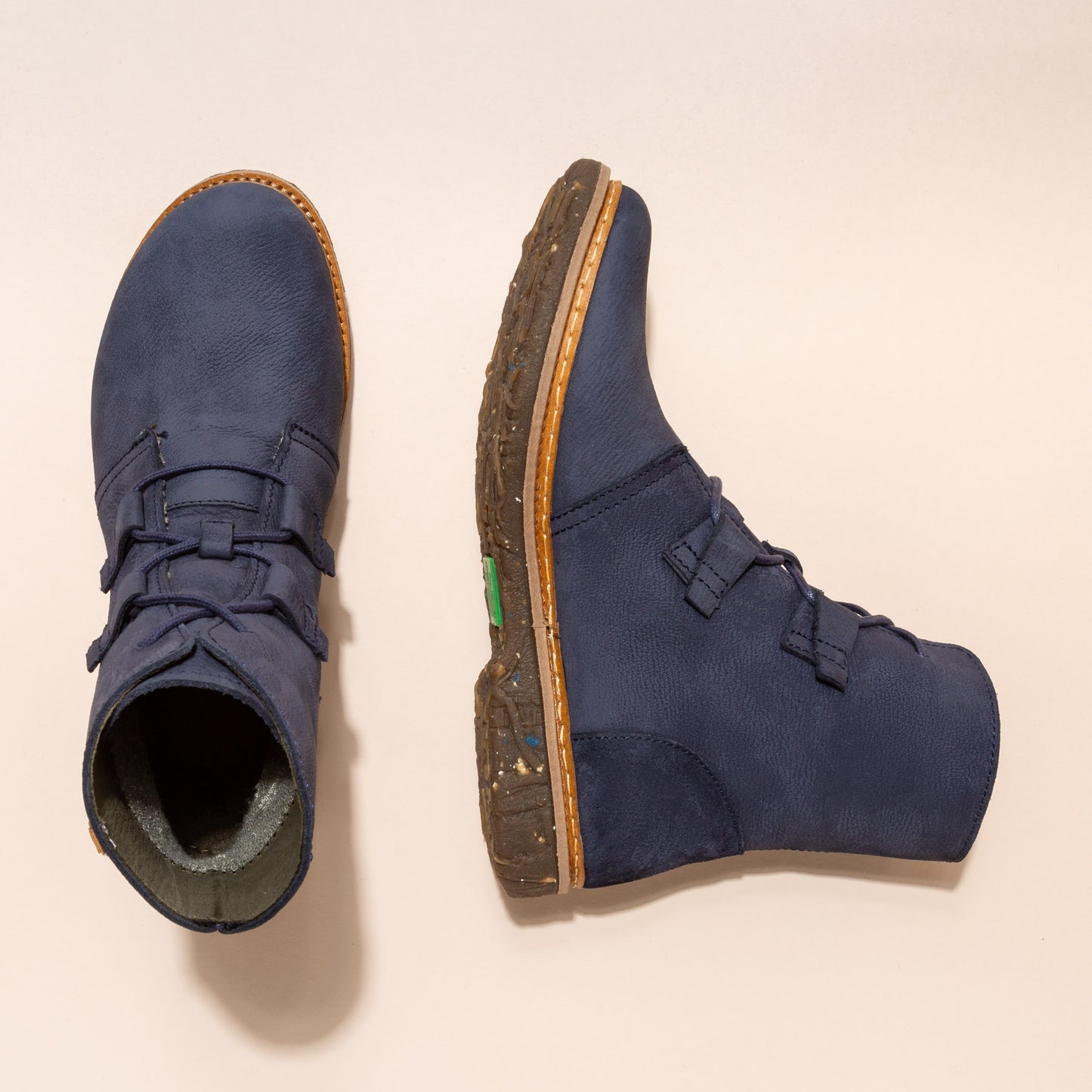 gid://shopify/Product/15699998441804_4