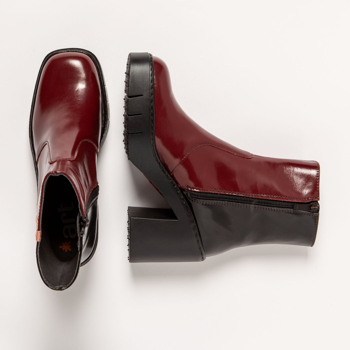 gid://shopify/Product/15694354022732_4