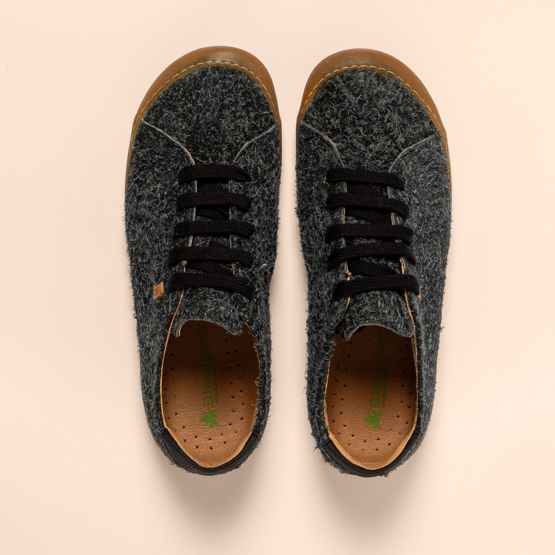 gid://shopify/Product/15700859748684_4