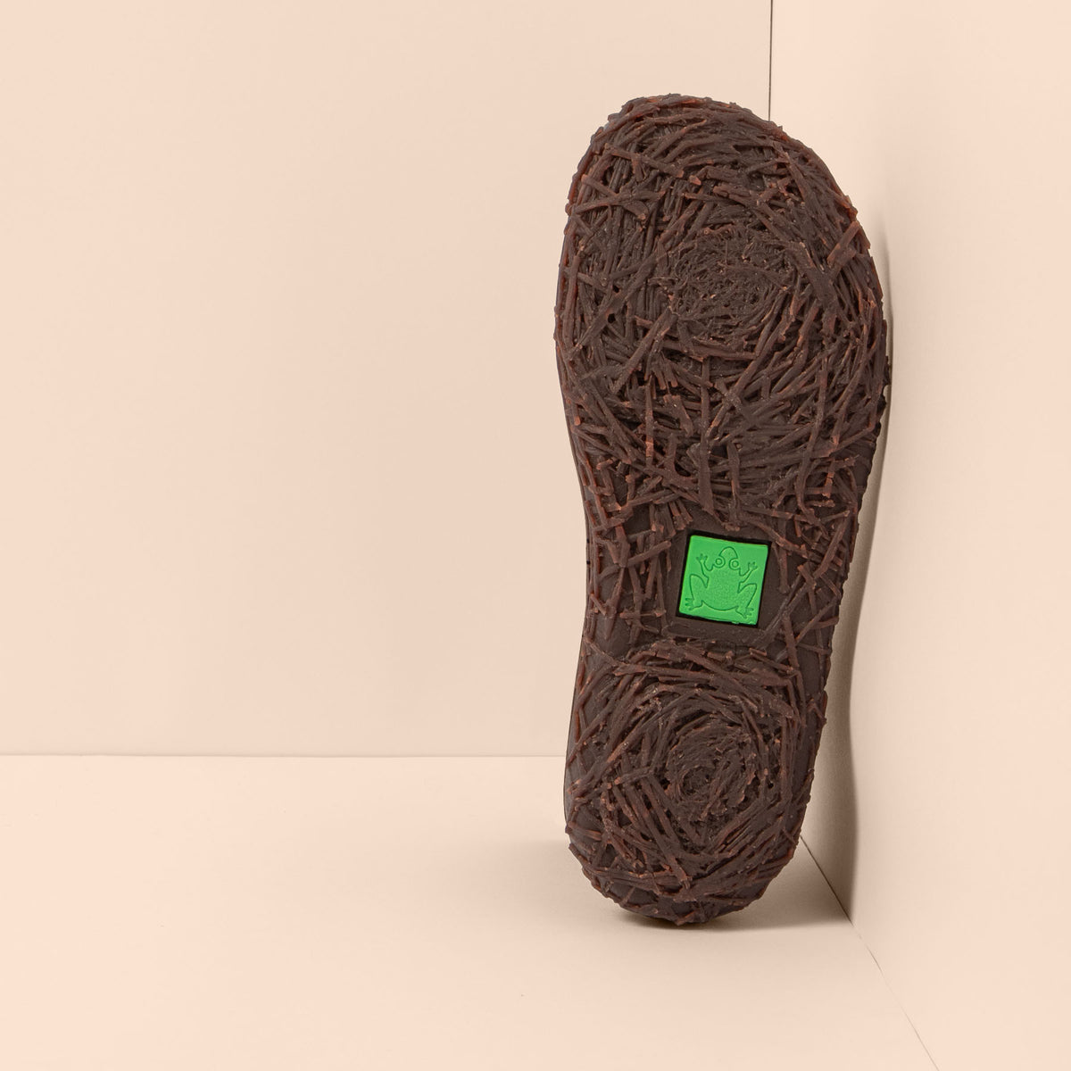 gid://shopify/Product/16124461318476_3
