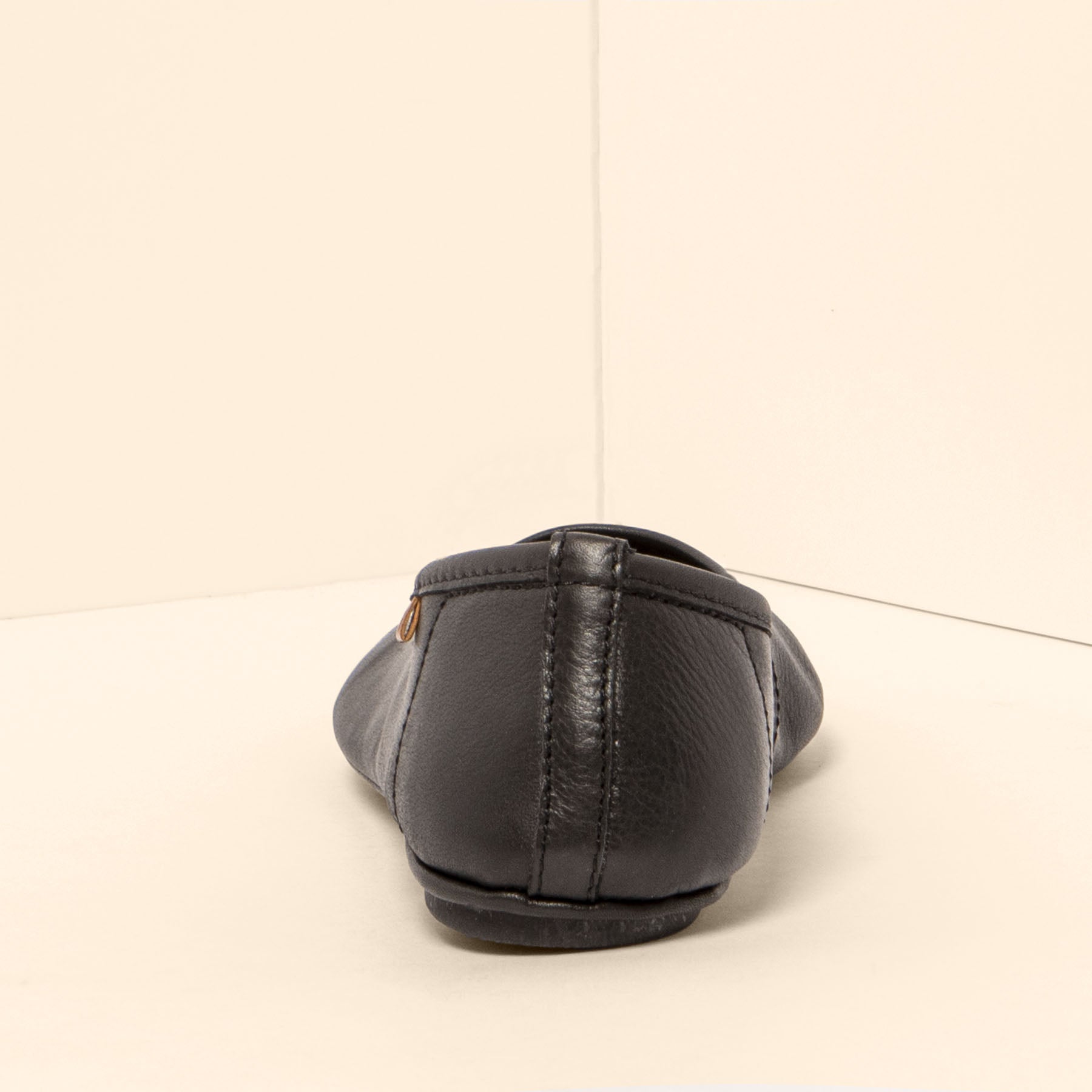 gid://shopify/Product/15791883649356_5