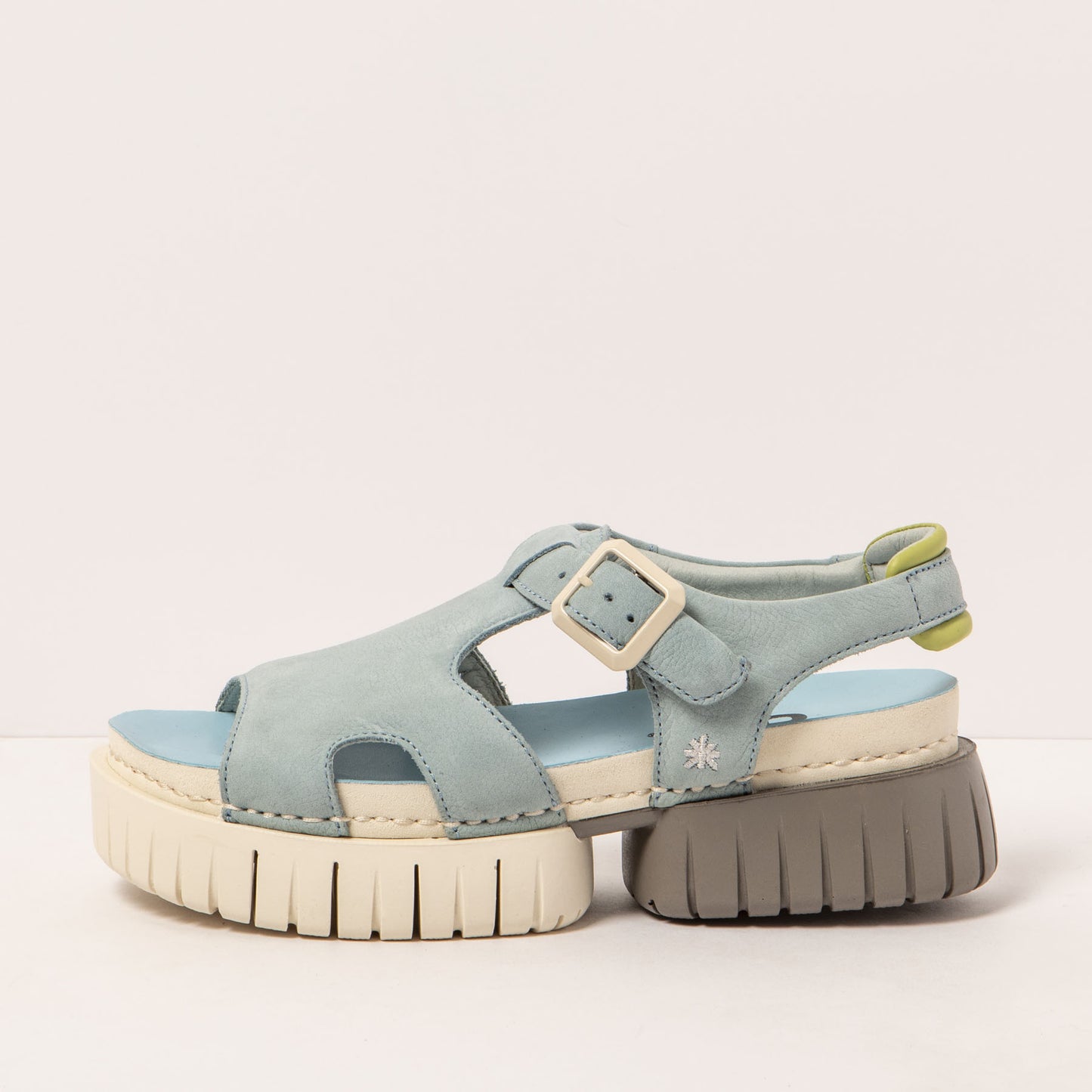 gid://shopify/Product/15693340901708_1