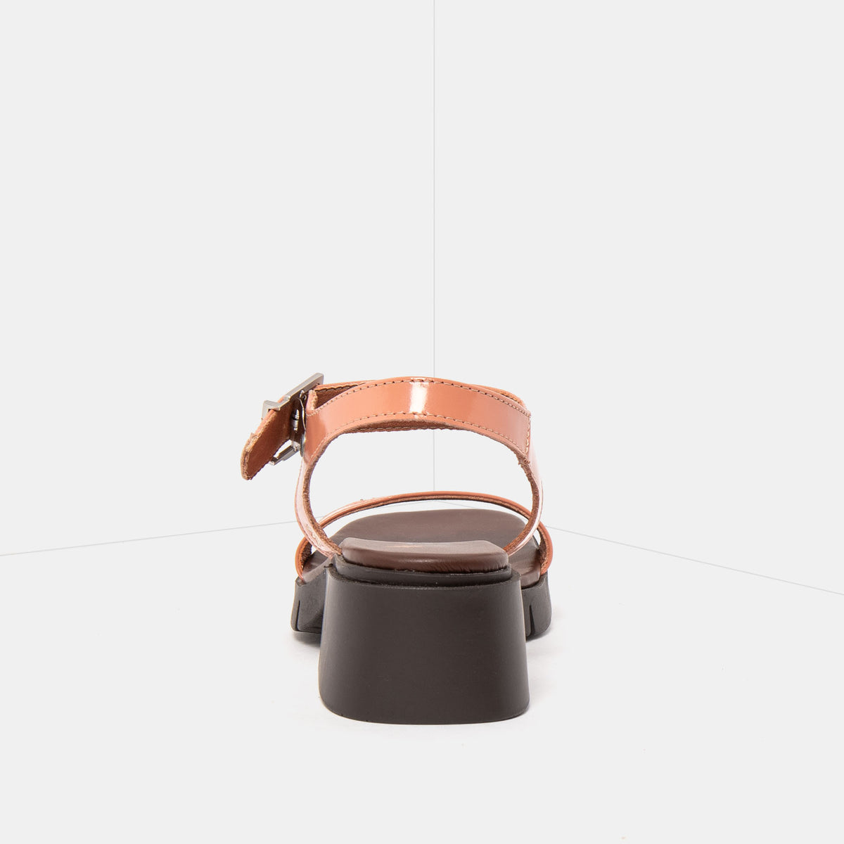 gid://shopify/Product/16173084934476_5