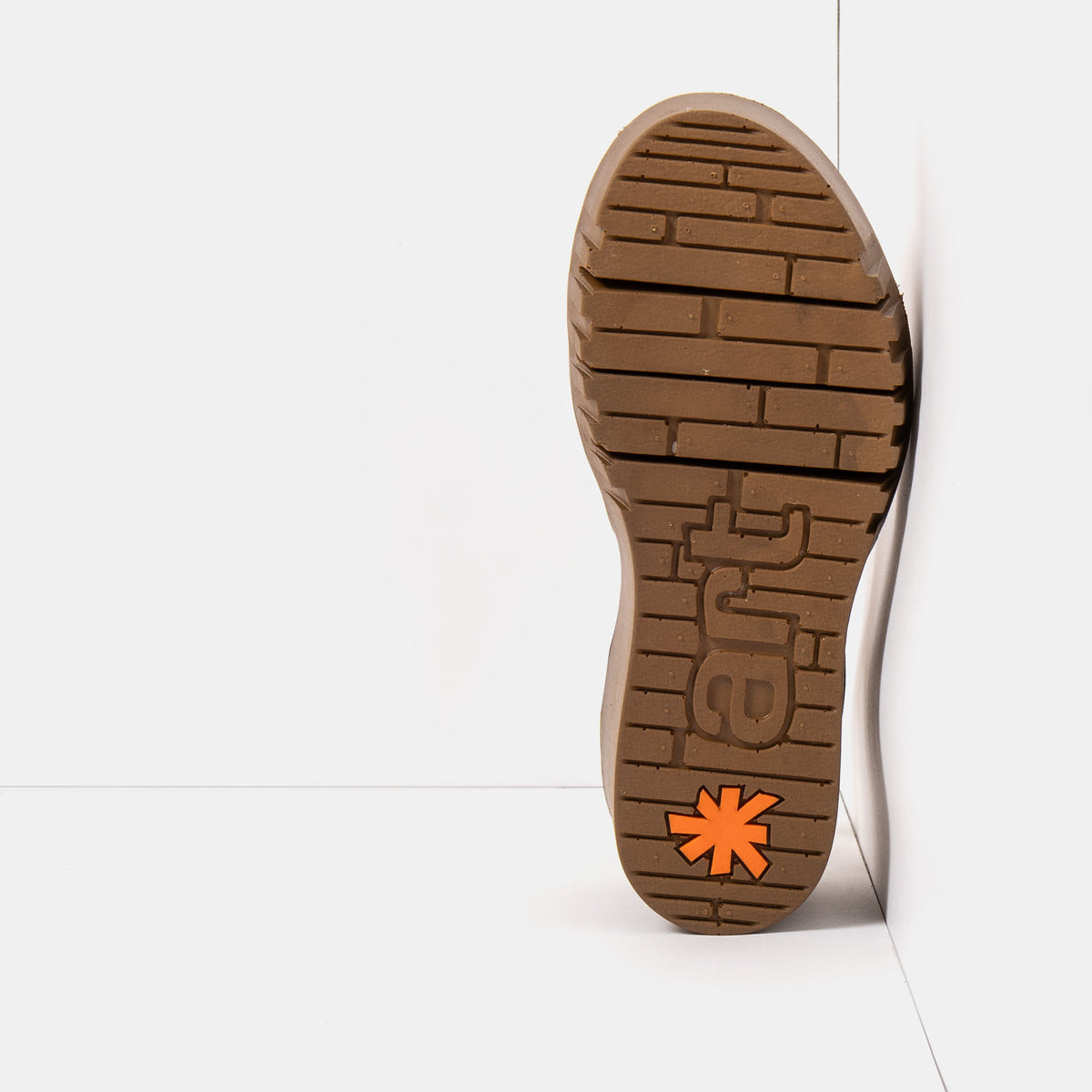 gid://shopify/Product/16173100892492_3