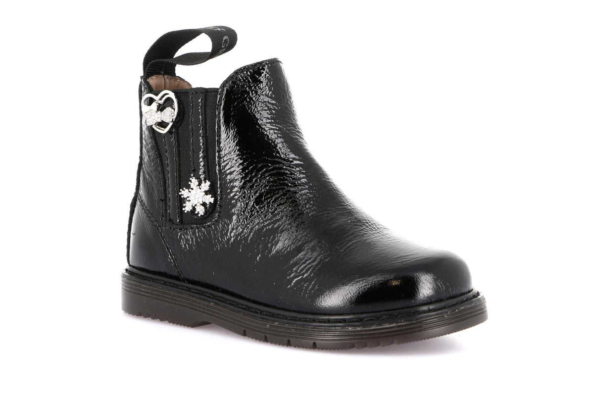 gid://shopify/Product/16106753261900_58821933924684