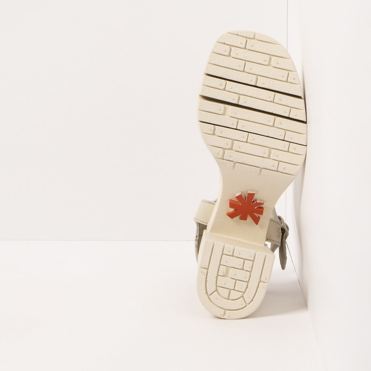 gid://shopify/Product/16171891949900_6
