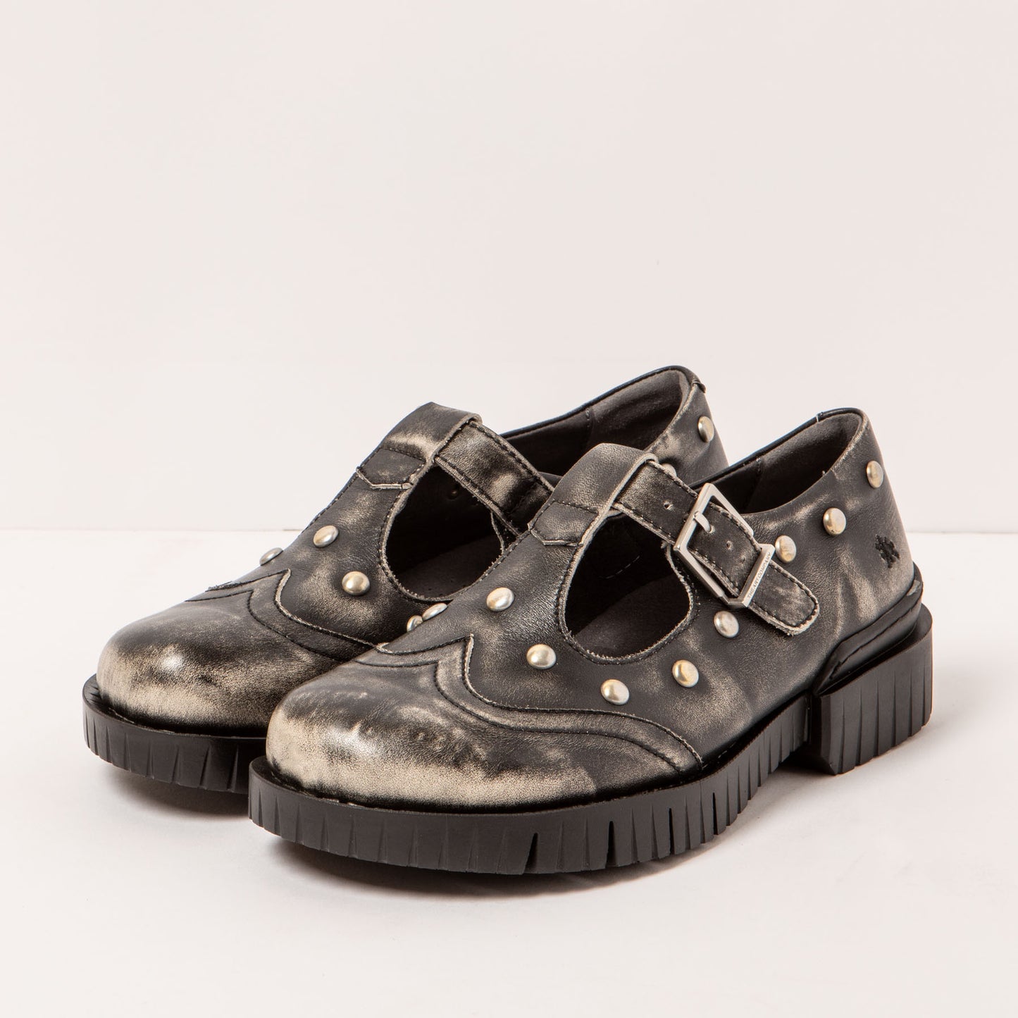 gid://shopify/Product/15694250770764_2