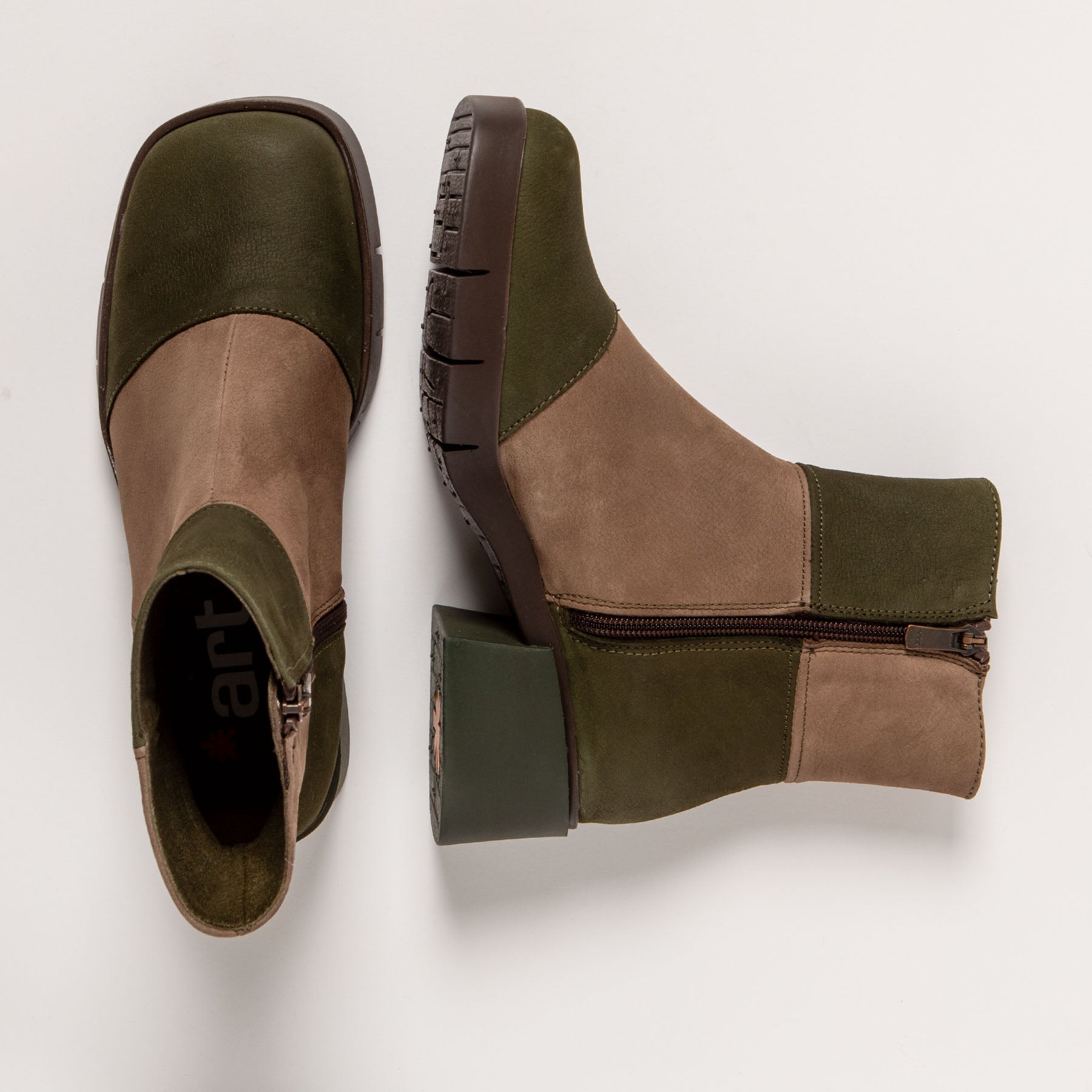 gid://shopify/Product/15693804863820_4