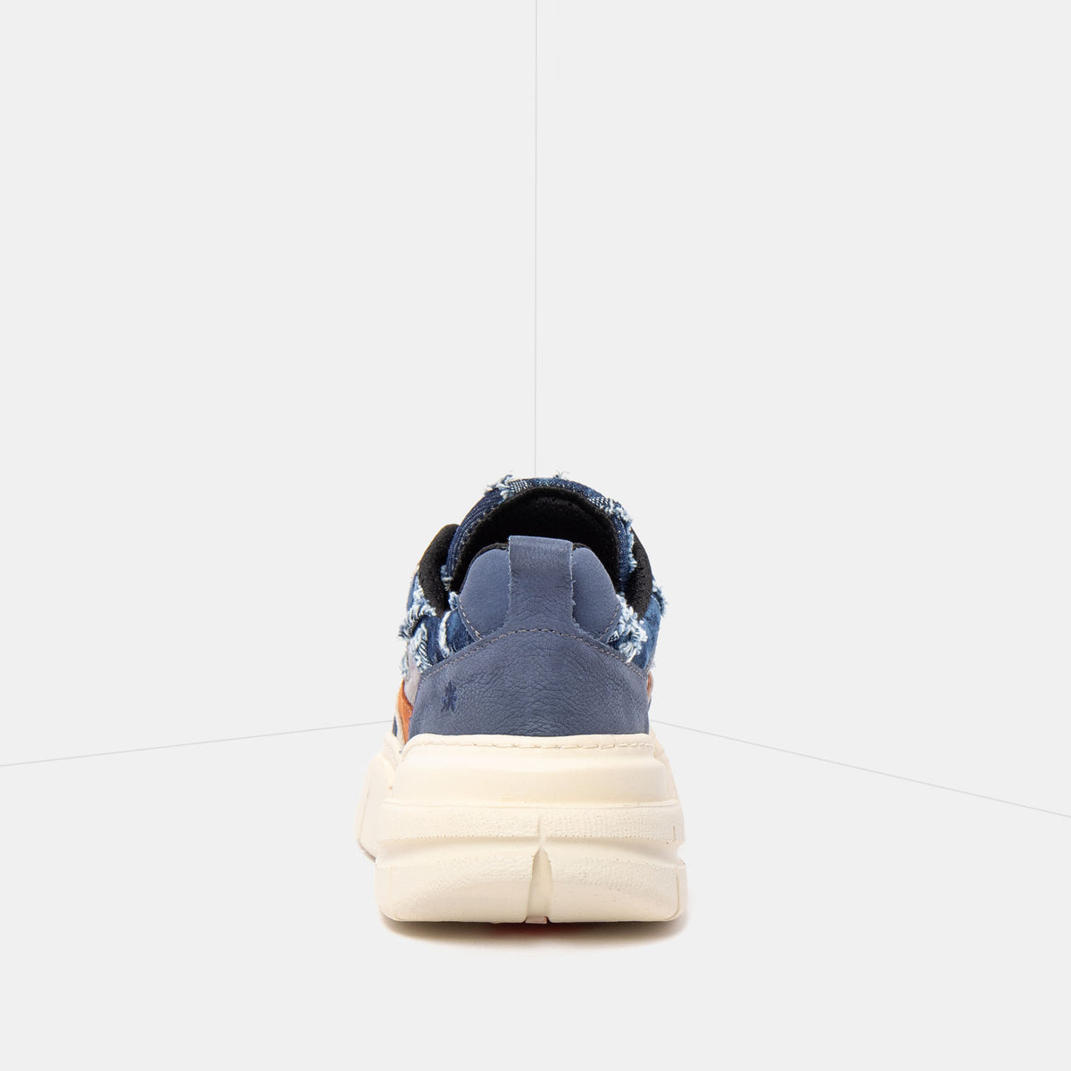 gid://shopify/Product/16172948291916_5