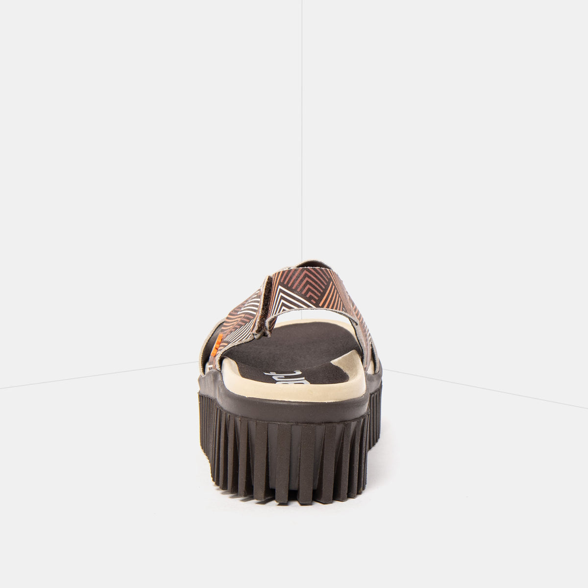 gid://shopify/Product/16172933808460_5