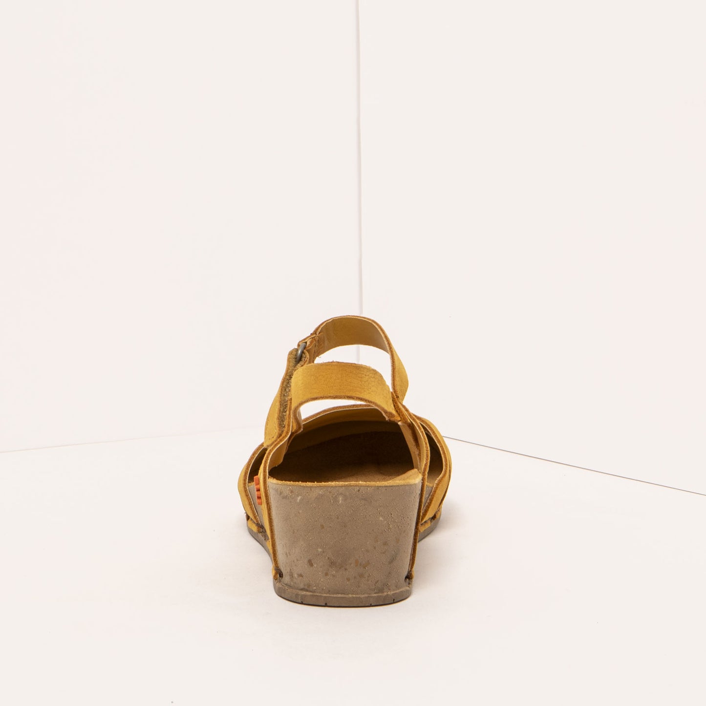 gid://shopify/Product/15693486915916_5
