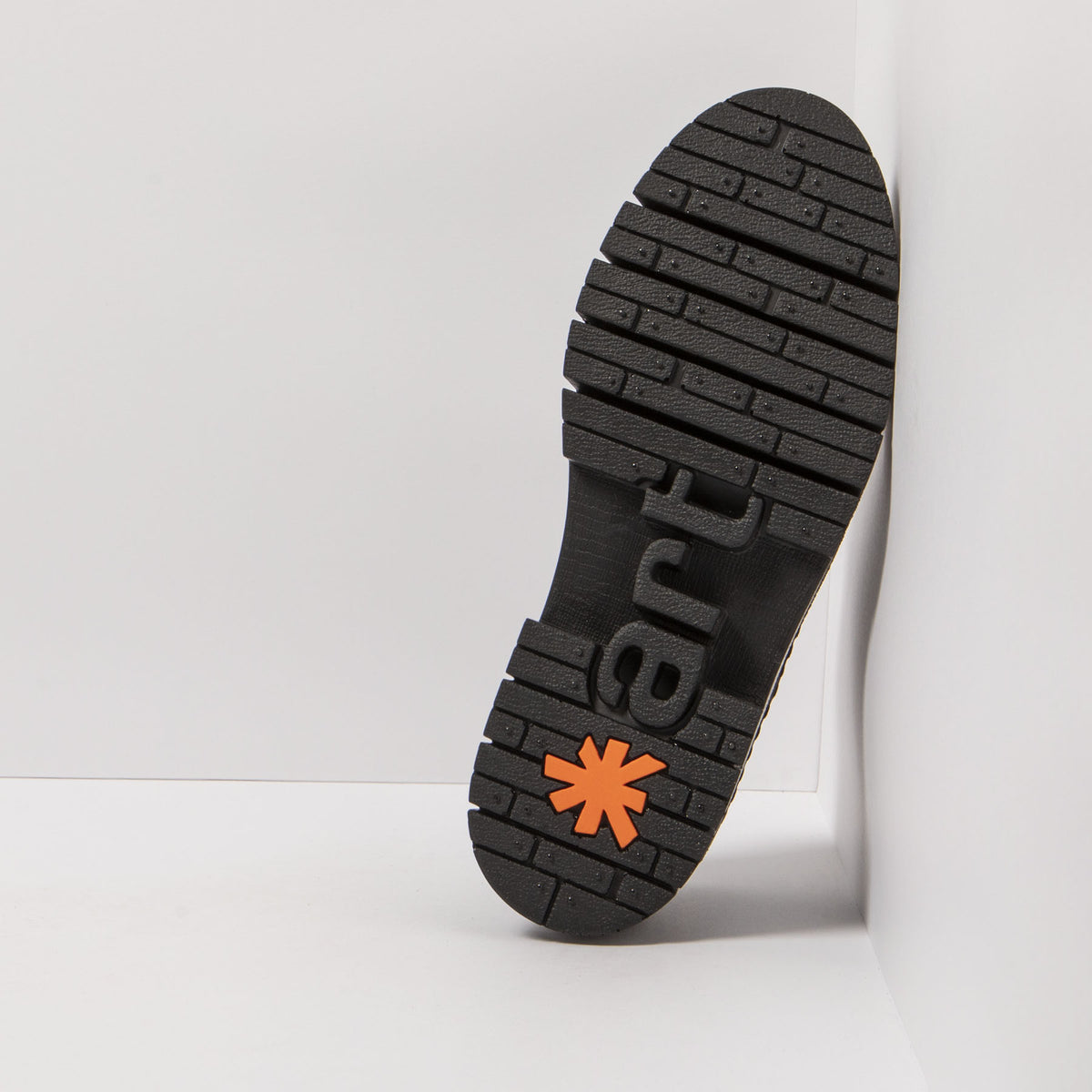 gid://shopify/Product/16171595432268_6
