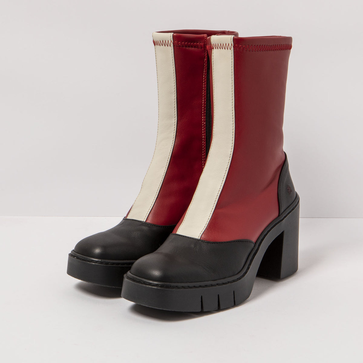 gid://shopify/Product/16171773034828_5