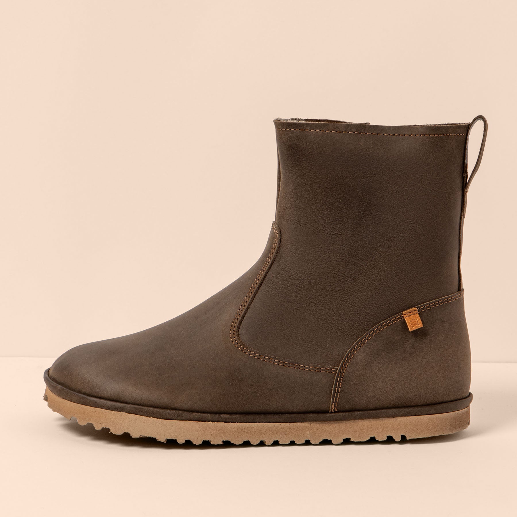 gid://shopify/Product/15700758266188_1