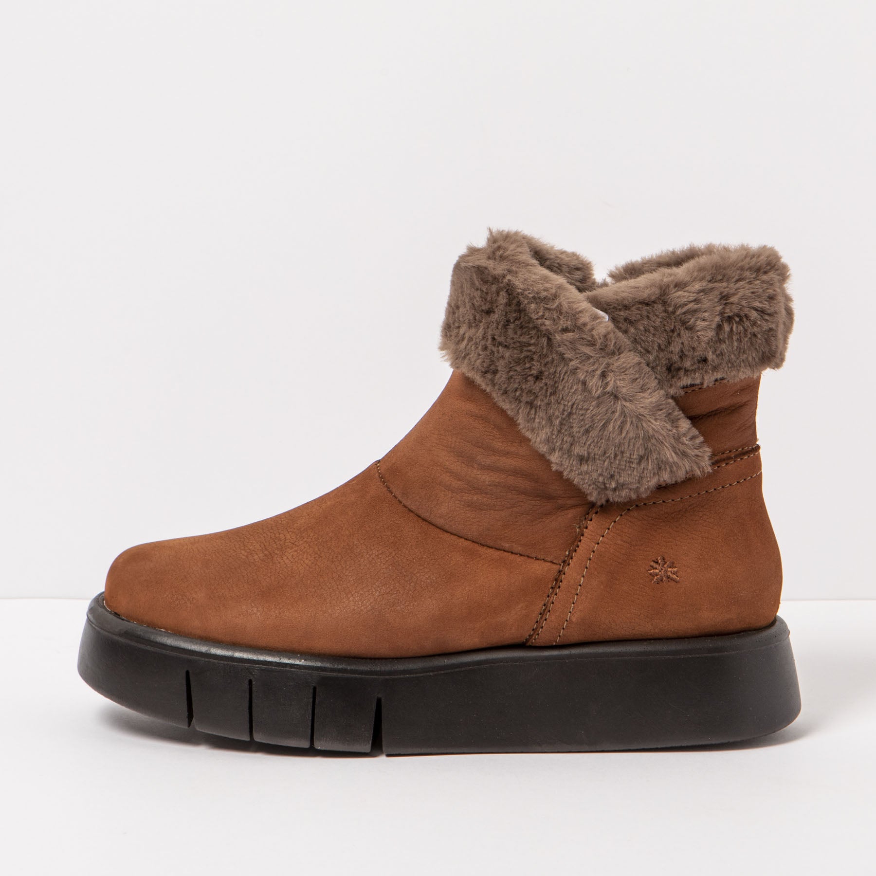 gid://shopify/Product/15785700327756_4