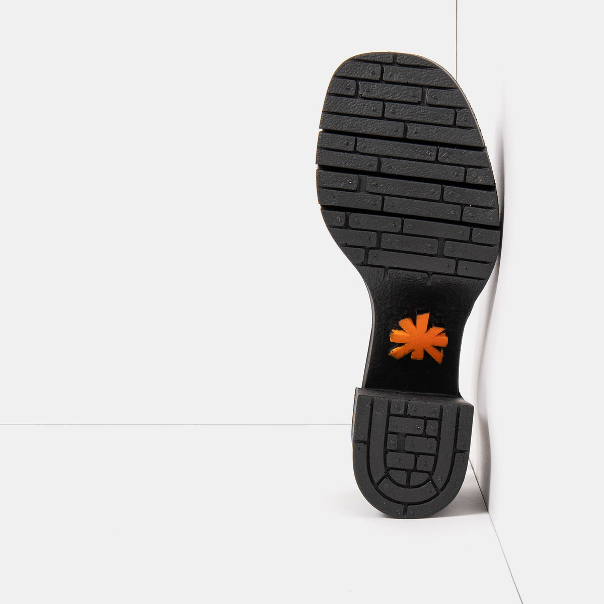 gid://shopify/Product/16173033587020_3