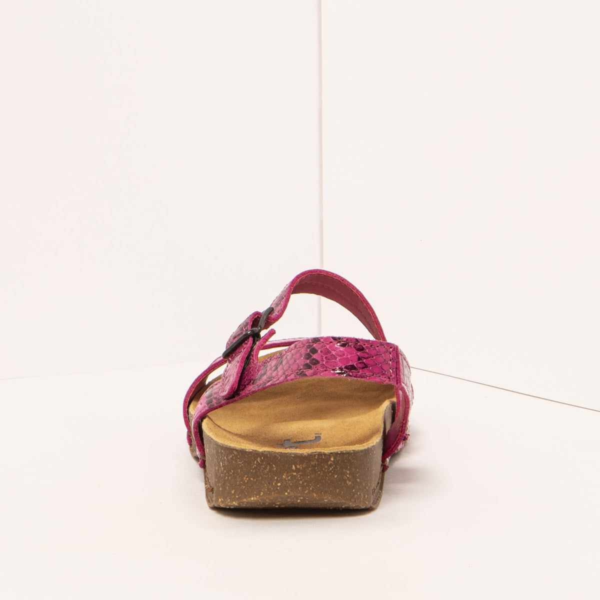 gid://shopify/Product/16171973345612_5