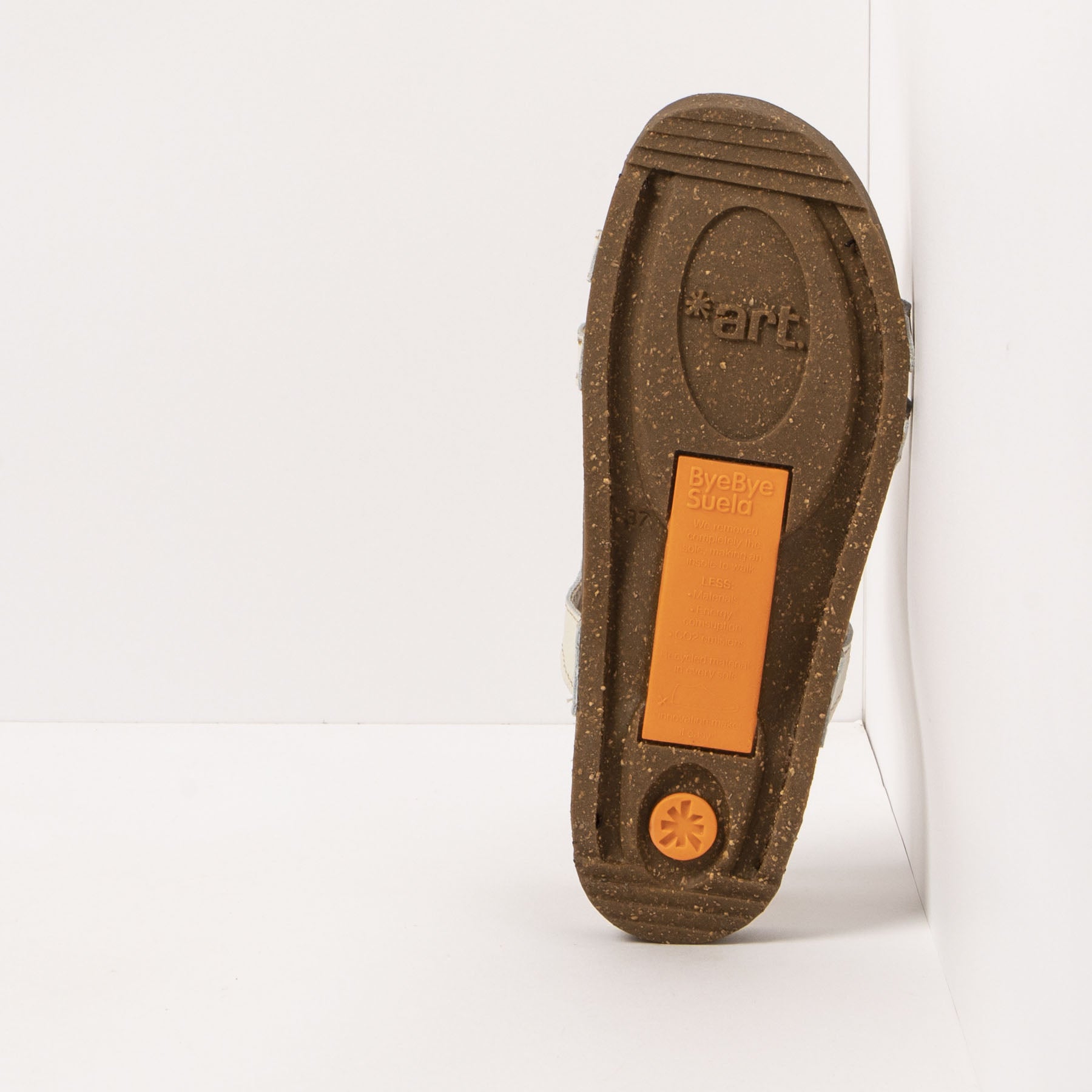 gid://shopify/Product/15785676013900_3