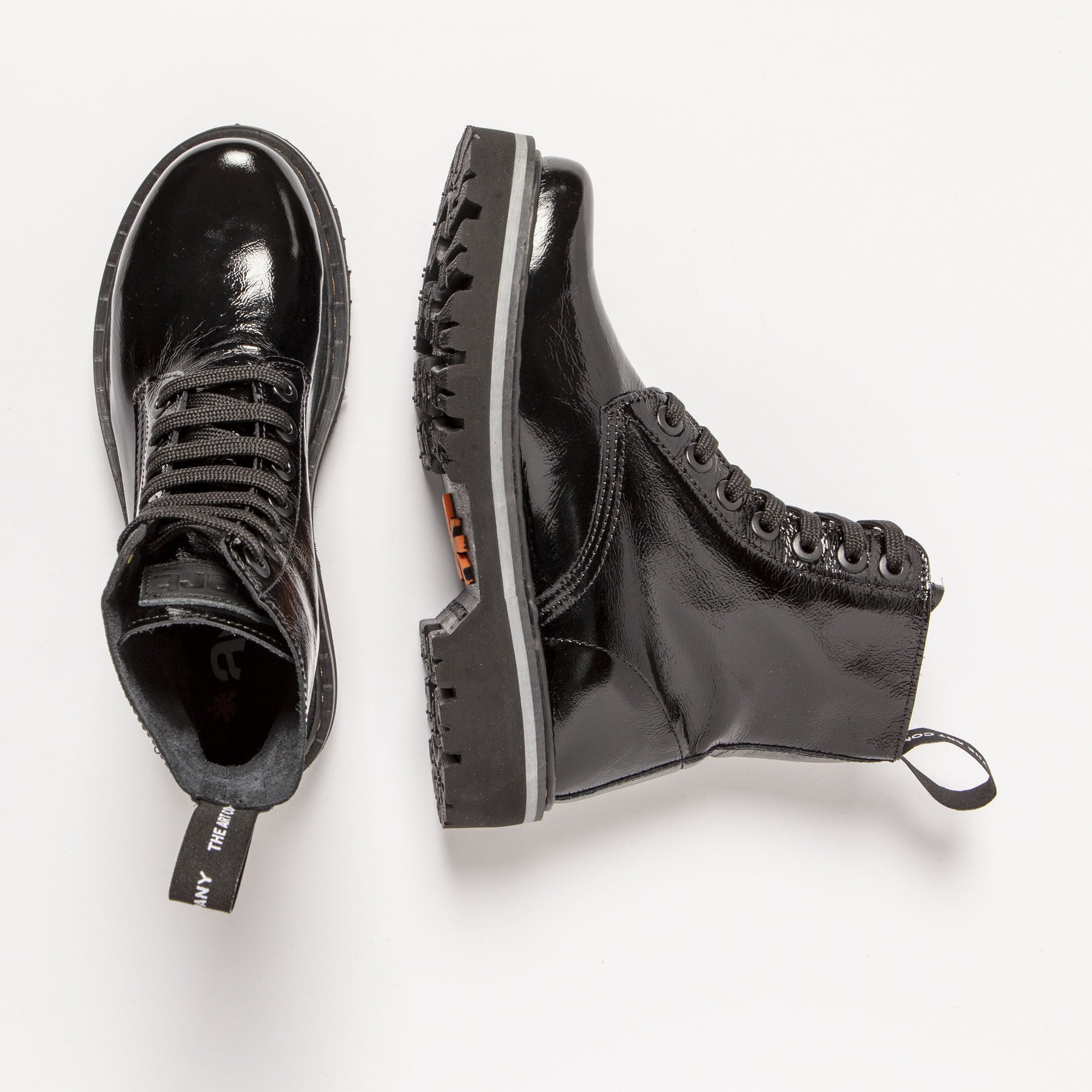 gid://shopify/Product/15785679683916_7