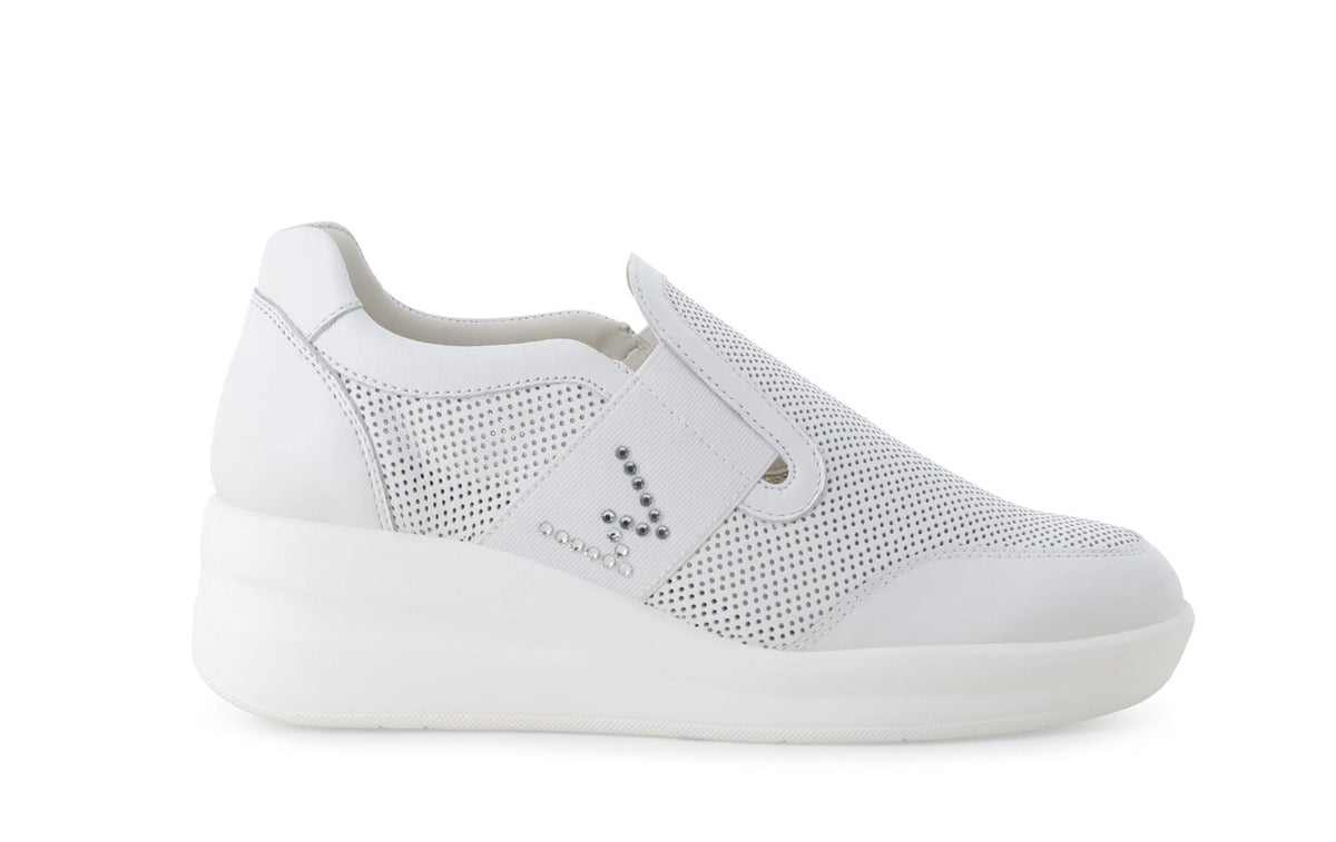 gid://shopify/Product/15761227415884_1