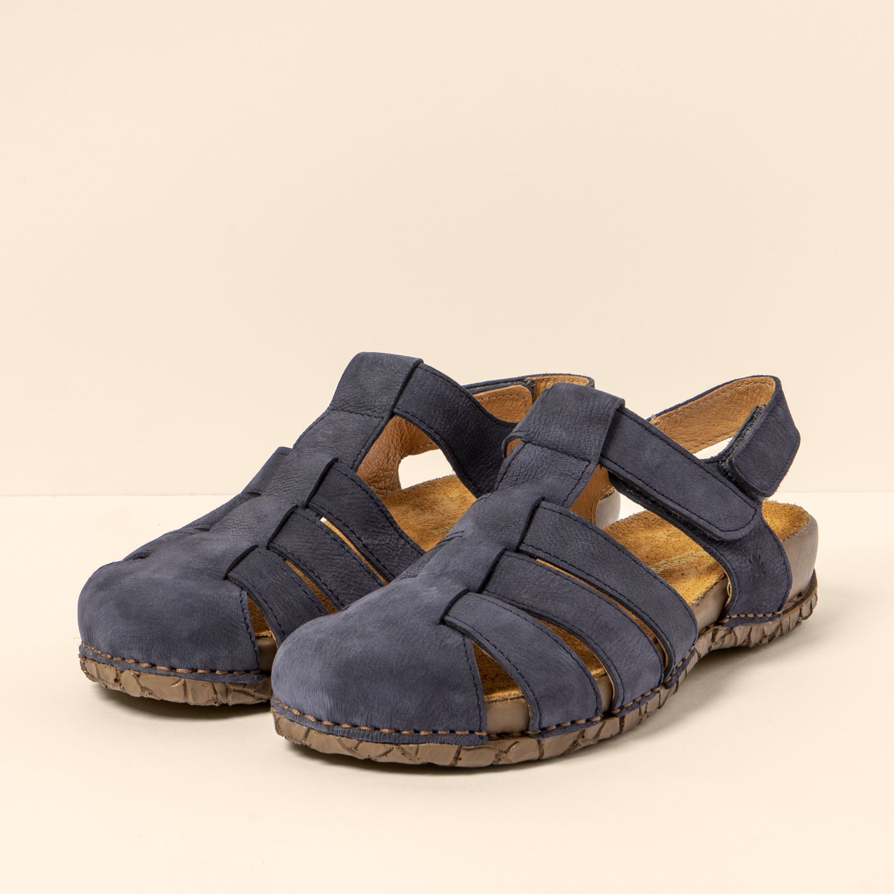 gid://shopify/Product/15700130890060_5